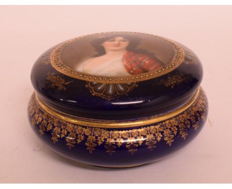 A Vienna style porcelain jar and cover, the cover decorated a bust portrait of a lady, 12 cm wide