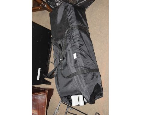 Folding cot/playpen (cased)