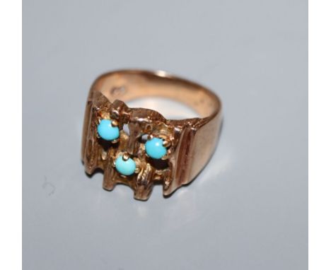 A 9ct gold turquoise-set modernist ring, size K.