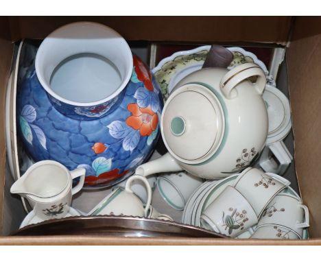 A part Copenhagen tea and coffee service and other ceramics