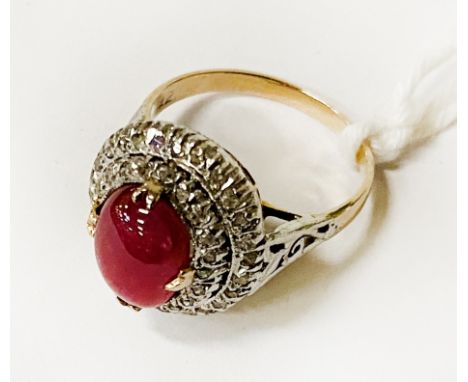 GOLD DIAMOND &amp; CENTRE CABOUCHON RUBY DRESS RING - SIZE K