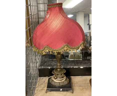 BRONZE CHERUB TABLE LAMP ON MARBLE BASE - A/F - 71 CMS (H) APPROX INCLUDING SHADE 