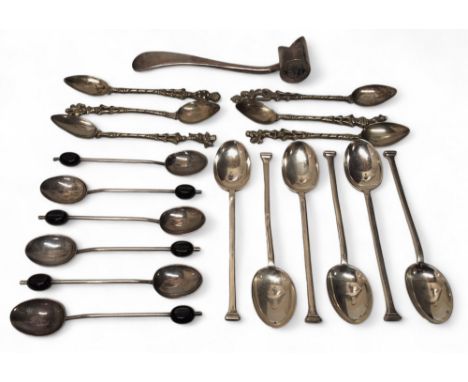 A set six silver seal top teaspoons,&nbsp;Northern Goldsmiths Co, Sheffield, 1927, 52.8g; a set six silver coffee bean spoons