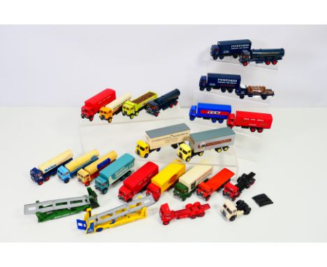 EFE - An unboxed group of over 20 EFE 1:76 scale diecast commercial vehicles. Lot includes EFE #10903 AEC Mammoth Major 3 Axl