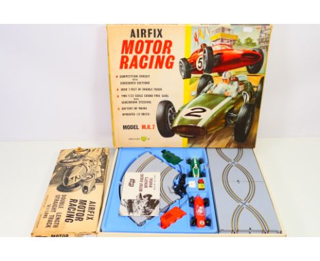 Airfix - a boxed Airfix Motor Racing 1:32 scale set M.R. 7 pattern # 5000 together with a boxed additional track pack pattern