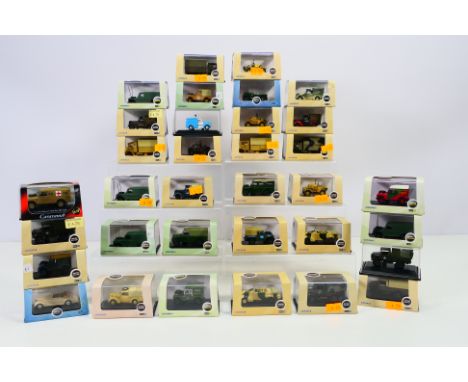 Oxford - A collection of mostly military vehicles in 1:76 railway scale including Land Rover, Dingo Scout Car, Austin Tilly a