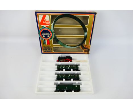 Lima - A boxed Lima 109726G HO gauge  'Golden Series'  Nebenbahn Personenzug (Branchline Passenger) Railway Pack. The pack in