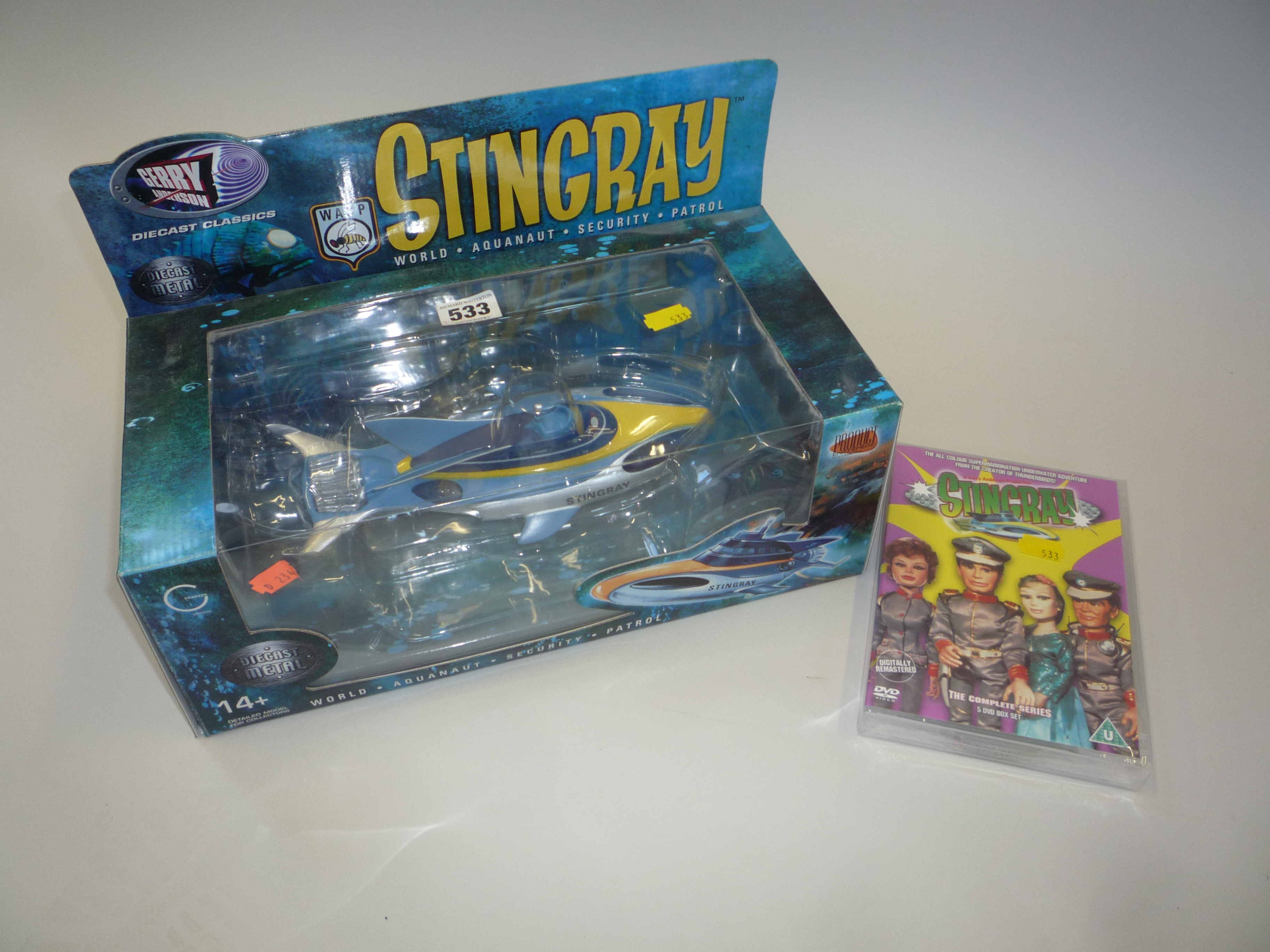 A BOXED PRODUCT ENTERPRISE GERRY ANDERSON DIECAST STINGRAY SUBMARINE
