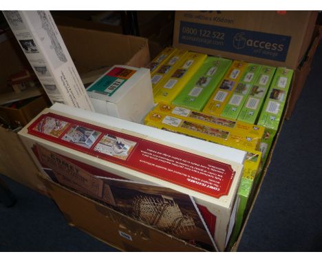 A BOXED COASTERDYNAMIX 'COMET' HO SCALE MODEL ROLLER COASTER KIT, contents not checked, with a collection of unbuilt boxed Ca