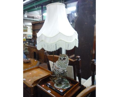 A LARGE DECORATIVE OWL TABLE LAMP, with shade