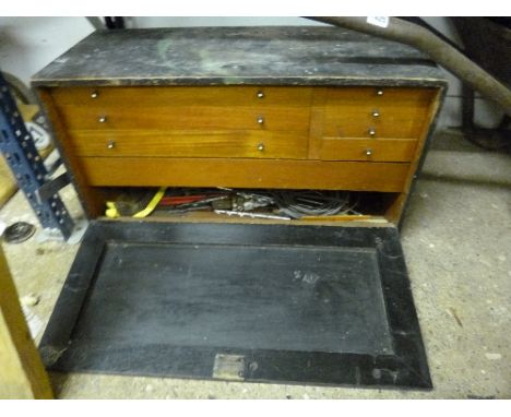 A PAINTED TOOL CHEST, with graduated drawers inside, with contents including hand tools