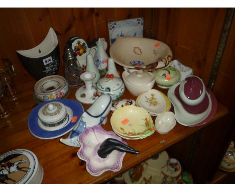 VARIOUS CERAMICS AND GLASS, Carltonware, Radford, Masons, Poole etc