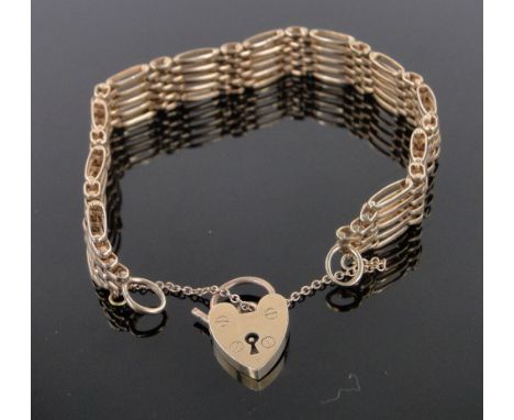 A 9ct gold gate-link bracelet,18.5g.