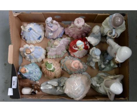 MISCELLANEOUS ORNAMENTAL CERAMICS, INCLUDING ROYAL DOULTON, COALPORT, BESWICK, LLADRO AND NAO FIGURINES, ETC