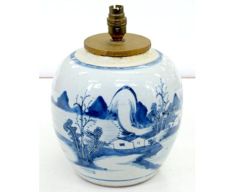 A CHINESE BLUE AND WHITE JAR, 22CM H EXCLUDING LATER LAMP FITMENT, EARLY 19TH C