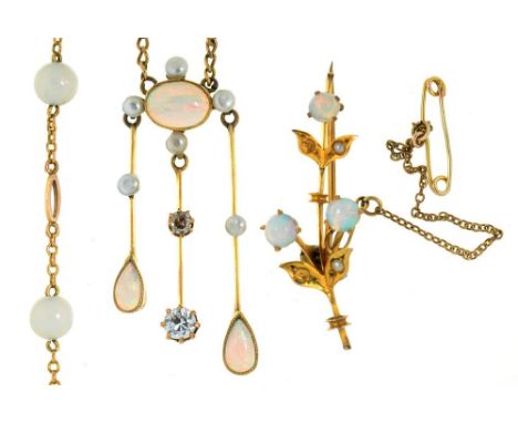 MISCELLANEOUS OPAL JEWELLERY INCLUDING AN EDWARDIAN OPAL, PEARL AND DIAMOND NECKLACE IN GOLD MARKED 9C, AN OPAL BROOCH IN GOL