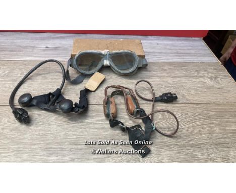 *BOXED VINTAGE FLYING GOGGLES &amp; THROAT MICROPHONE