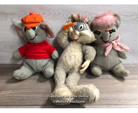 THREE VINTAGE PLUSH TOYS INCL. BUGS BUNNY
