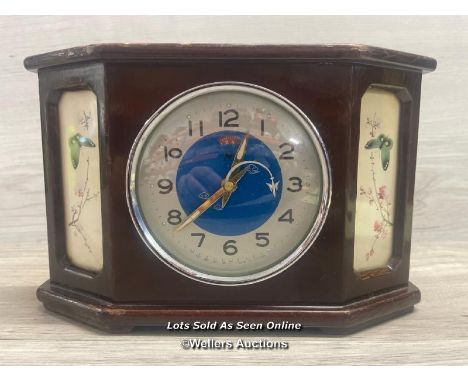 MANTLE CLOCK WITH BUTTERFLY DESIGN, 15CM HIGH
