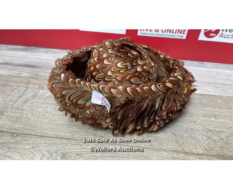 *PHEASANT FEATHER HAT LADIES CLOCHE UPTURNED BRIM VINTAGE STYLE