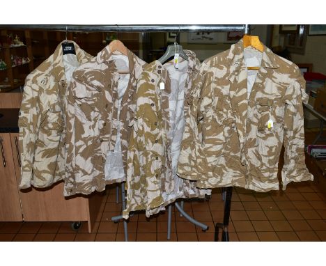 FIVE CURRENT BRITISH ARMY DESERT DPM CAMO LIGHTWEIGHT ZIPPED COMBAT JACKETS/SHIRTS, various sizes all intact