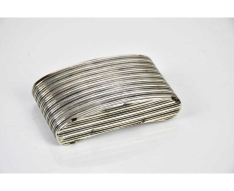 A George III silver snuff box, maker's initials I.S, London 1806, weight 1.5ozt /50g, length 6.5cm.