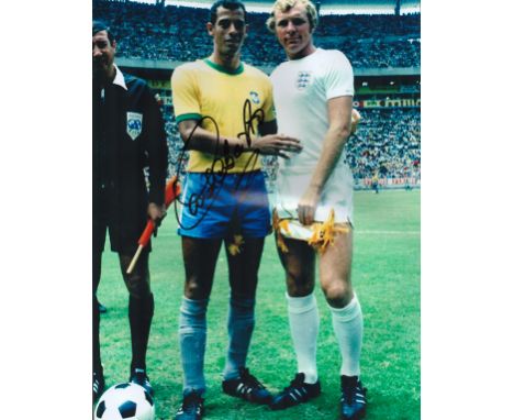 Football, Carlos Alberto signed 12x16 colour photograph pictured before England and Brazil's 1970 World Cup Finals match. Nic