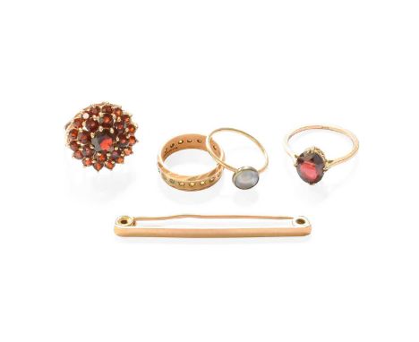 A Small Quantity of Jewellery, including two 9 carat gold rings, including a garnet cluster example; a garnet ring stamped '9