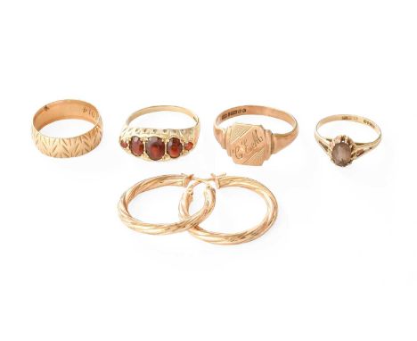 A Quantity of Jewellery, including a 9 carat gold signet ring; a 9 carat gold band ring; a 9 carat gold garnet five stone rin