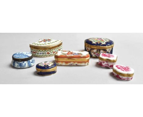 A Collection of 19th century Porcelain Snuff Boxes, mainly Samson including two after Worcester with scale blue grounbds, a f