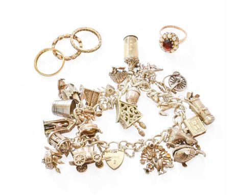 A Small Quantity of Jewellery, including a 9 carat gold garnet and split pearl cluster ring, finger size O; a 9 carat gold di