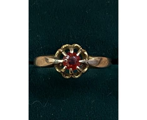 9ct gold ring set with red stone Size K 