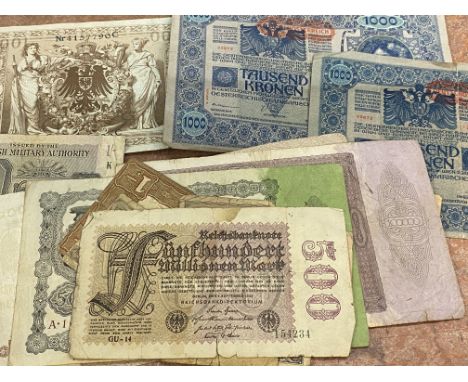 Collection of vintage bank notes 