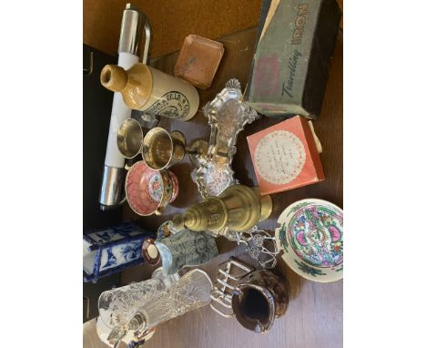 Collection of mixed items to include vintage chrome light 
