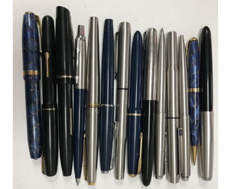 A box containing assorted vintage Parker pens, two pairs of yellow metal rimmed spectacles, a glass inkwell, pair of vintage 