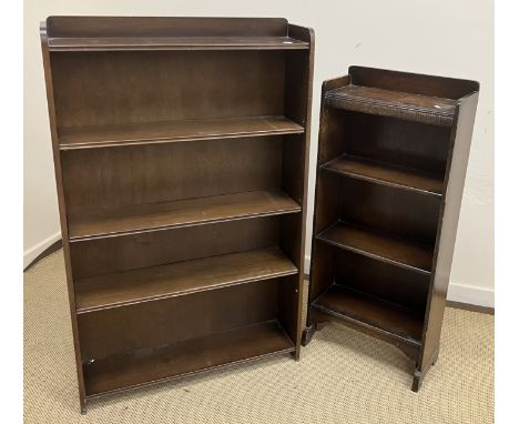 A circa 1900 oak revolving bookcase of typical form, 49 cm wide x 49 cm deep x 76 cm high, an Edwardian mahogany and satinwoo