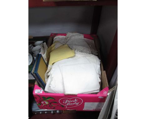 Vintage Linen Tablecloths, doilies, napkins etc :- One box.