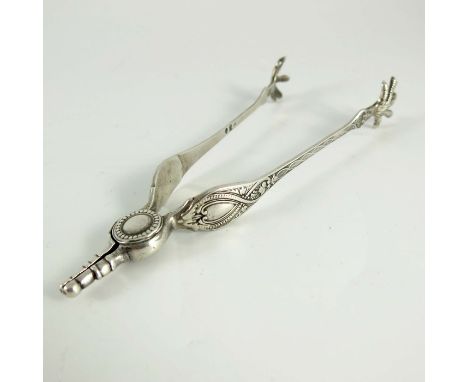 A pair of Victorian silver ice tongs, Henry Wilkinson and Co., Sheffield 1870, cast vine leaf and claw design, 16cm long, 1.9