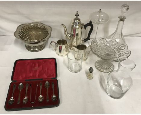 Coffee set consisting of coffee pot 20cm h, cream jug and sugar bowl, a box set of Walker and Hall coffee spoons and tongs, a