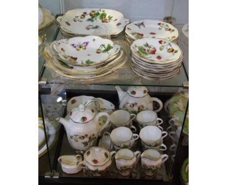 Extensive Coalport "Strawberry"afternoon tea set to include 8 cups& saucers, 7 plates, 7 assorted serving dishes, 3 cake plat