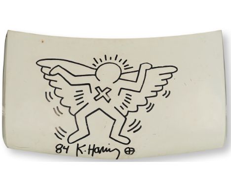 KEITH HARING (1958-1990)Sans titre 1984 signé et daté 84feutre sur tôle signed and dated 84felt tip pen on metal67 x 128.5 x 