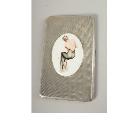AN ENGINE TURNED SILVER CIGARETTE CASE. Birmingham 1940, with a glamour model enamel.