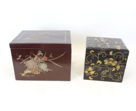 19th century Japanese black lacquer and gilt-heightened stacking box, together with an early 20th century red lacquer tea cad