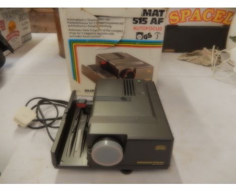 Novamat 515 AF projector