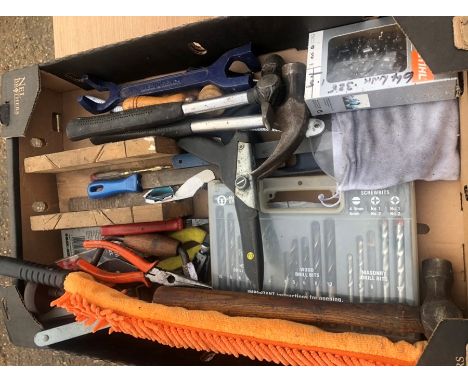 Box of tools 