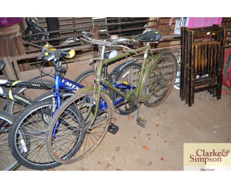 A vintage Raleigh bike