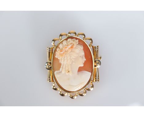  Large Came in 18K Gold - Sizes: L=50mm l=40mm - Weight (K): 0,014kg - Condition: at first glance - good condition - no resto