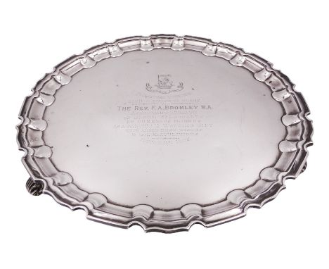 Edwardian silver salver, of circular form with pie crust or Chippendale type rim, the centre engraved with personal inscripti