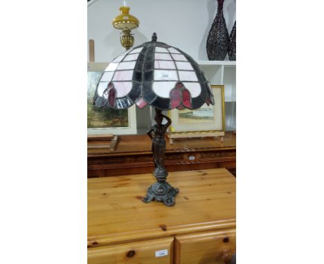 TIFFANY STYLE TABLE LAMP