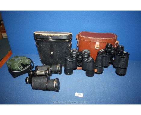Four pairs of Binoculars including Discovery 7 x 25 cased, Zenith 7 x 50 cased, Prinzlux 10 x 50 cased and Super Zenith with 